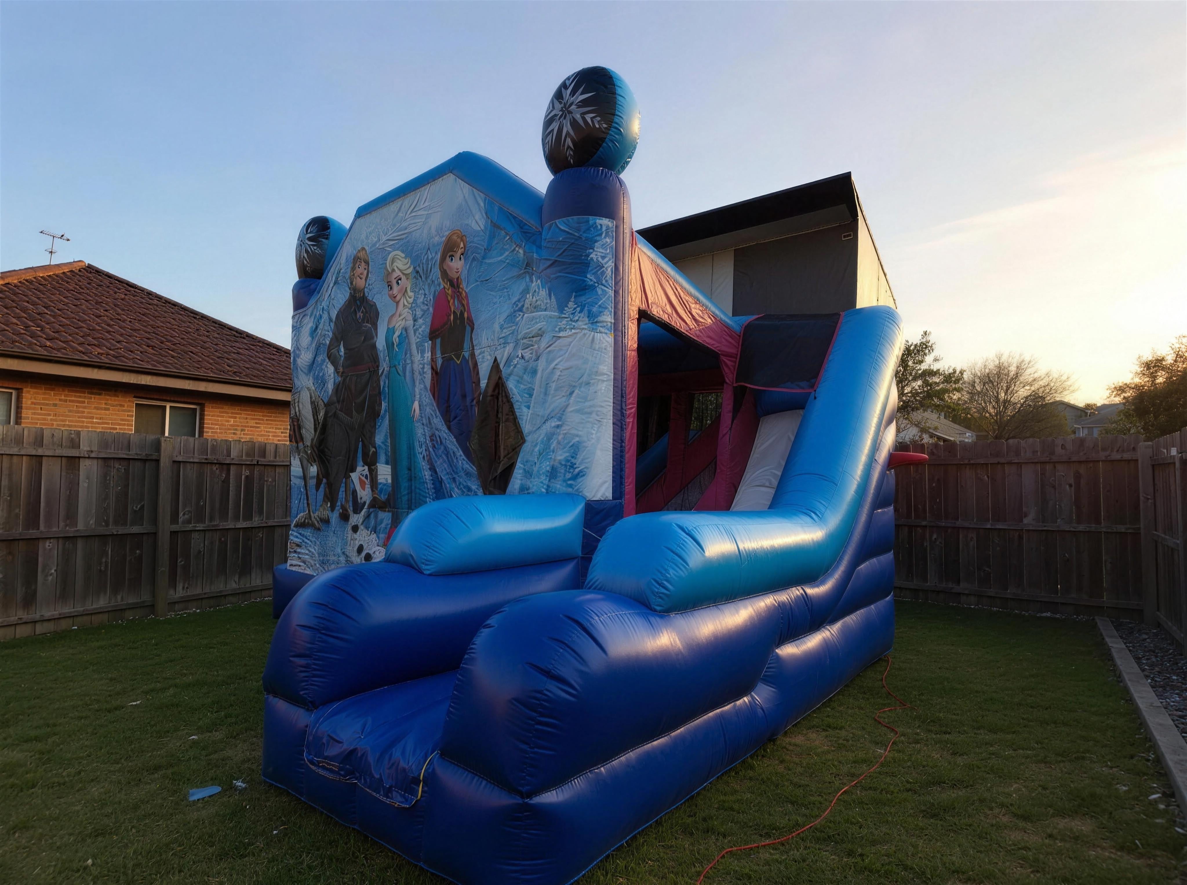 Frozen C7 Combo Castle front view in a Hunter Valley backyard