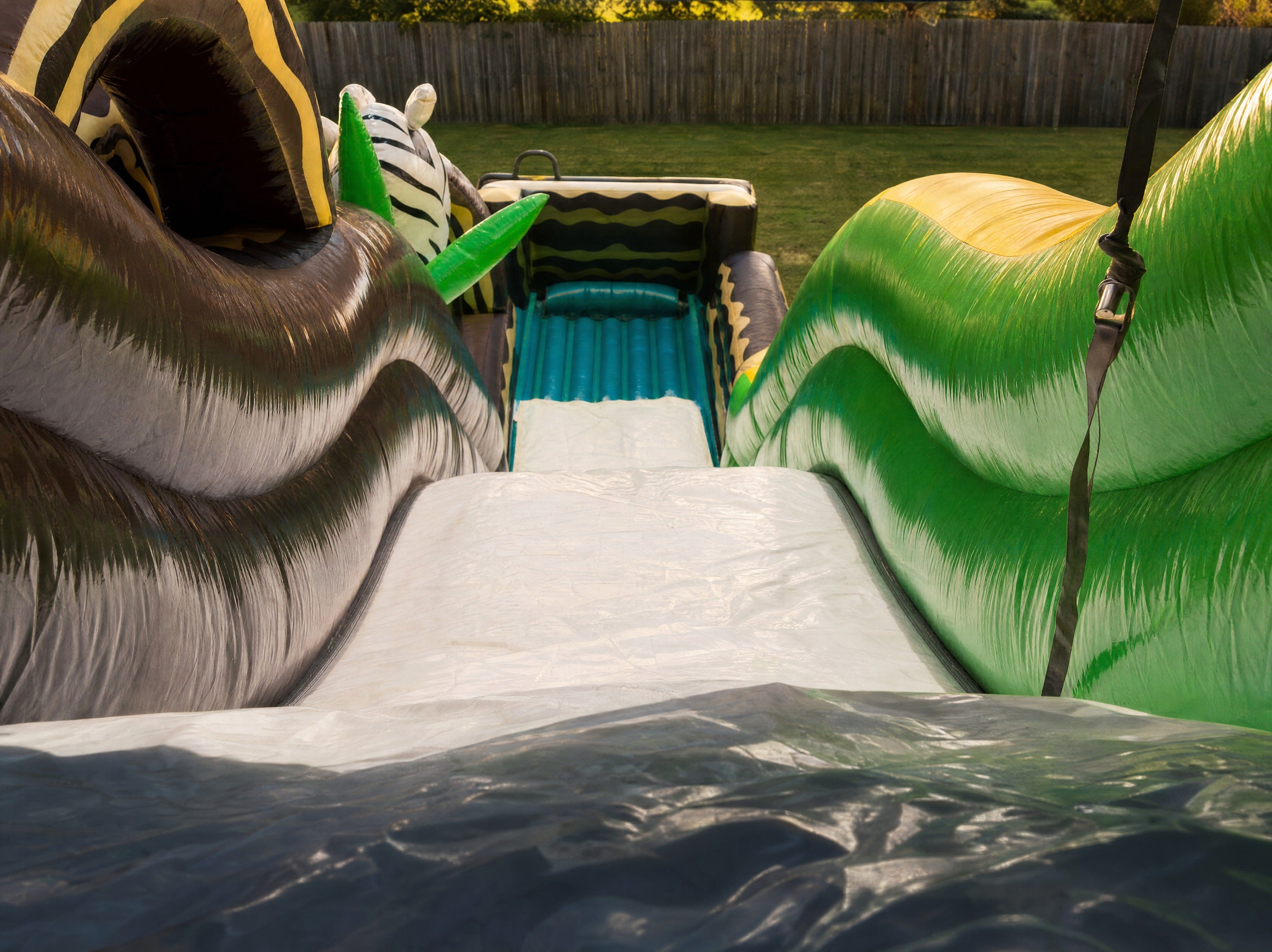 Jungle Double Lane Water Slide Hire - interior peek down the double lane