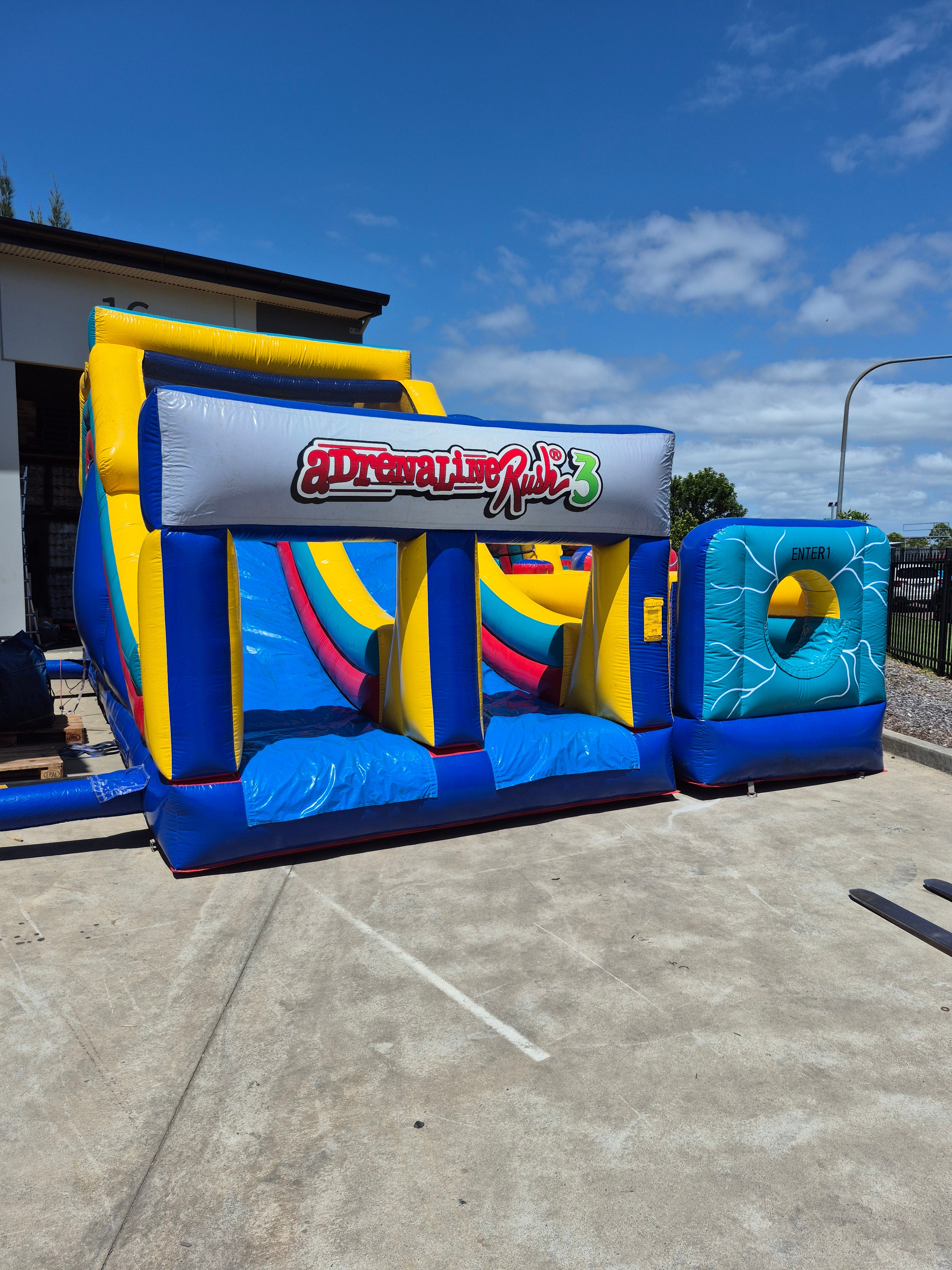 Adrenaline Rush Obstacle Challenge Hire-thumbmail-8