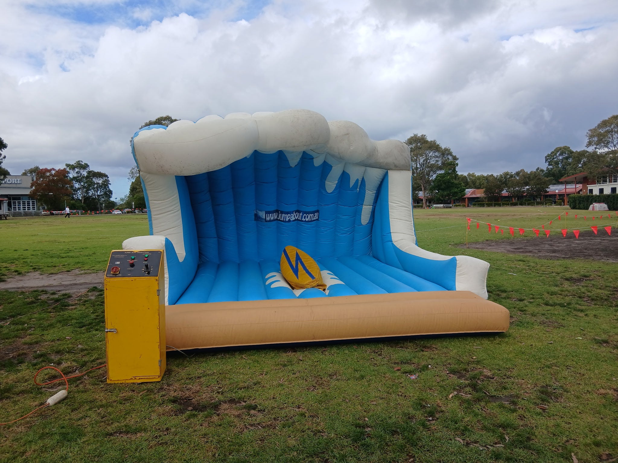 Mechanical Surfboard Hire-thumbmail-9