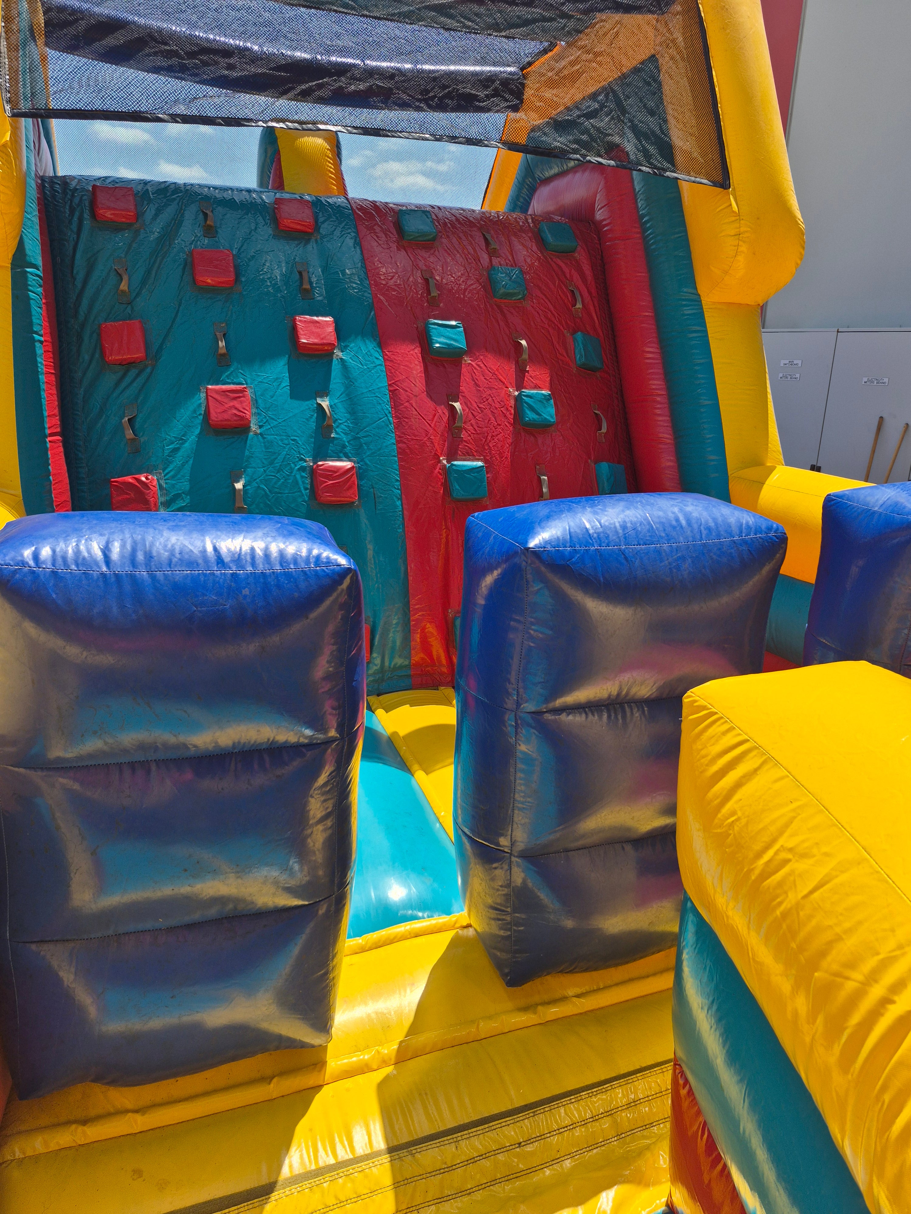 Adrenaline Rush Obstacle Challenge Hire-thumbmail-16