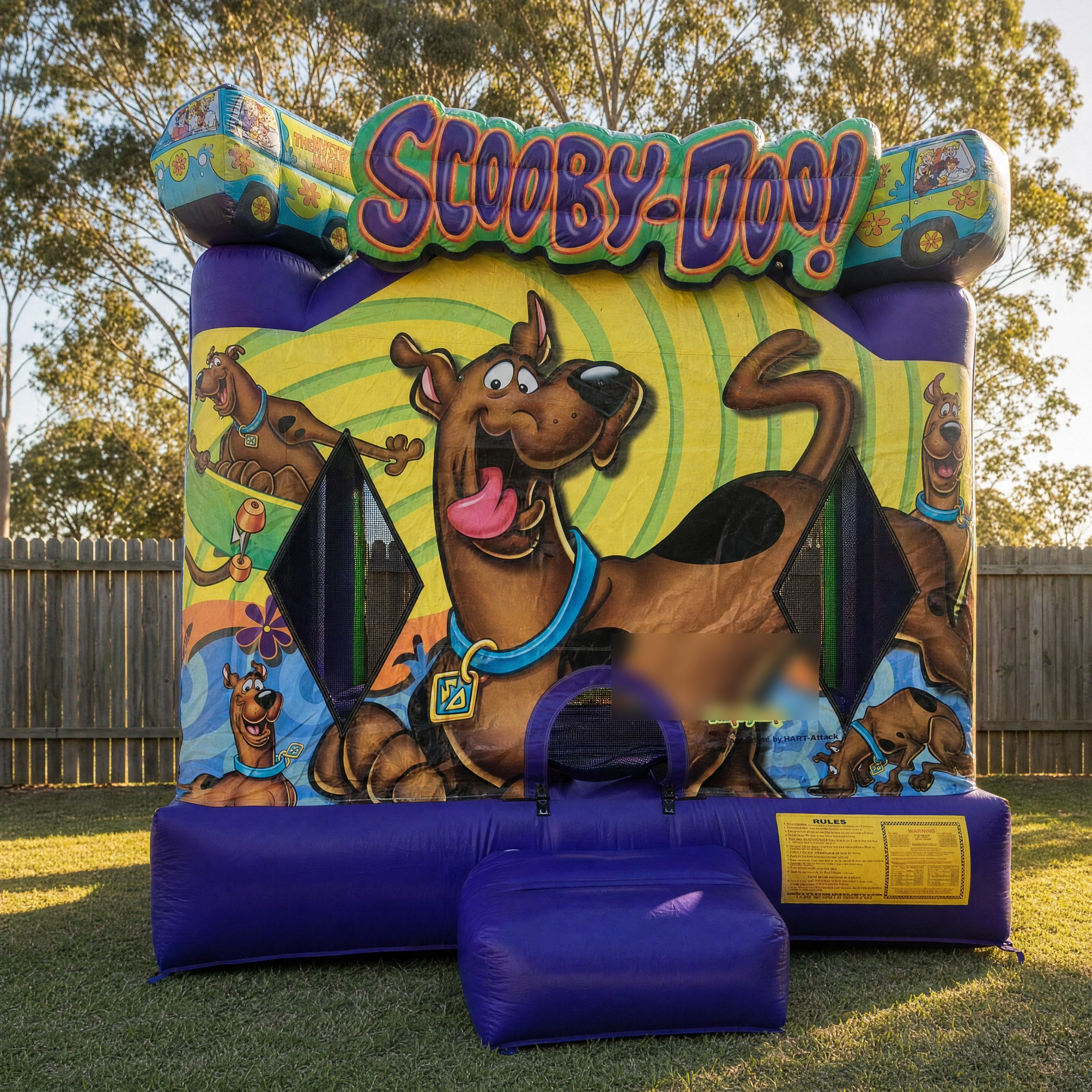 Scooby Doo Jumping Castle straight-on front face showing the Scooby-Doo artwork